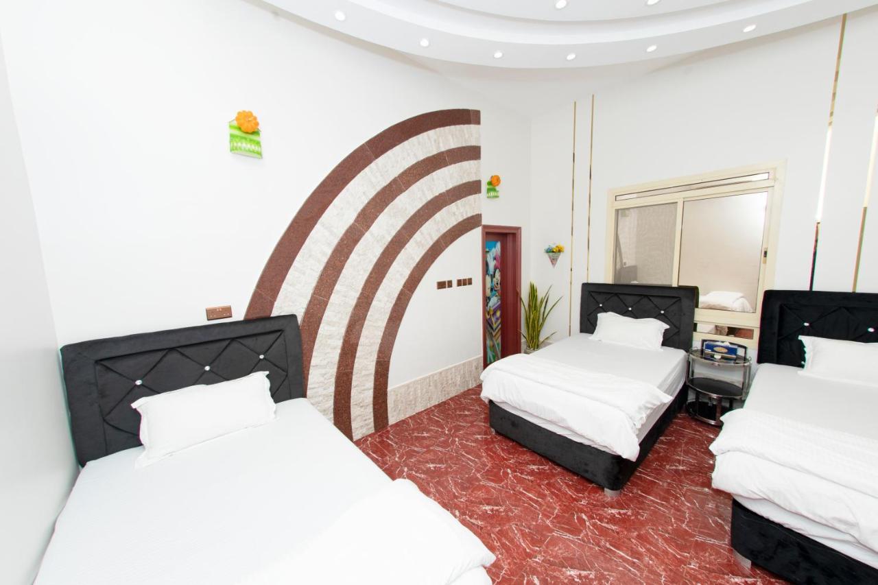 Nhar Accommodation House Сухар Екстериор снимка
